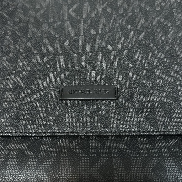 Michael Kors laptop bag briefcase NWOT - Picture 2 of 10
